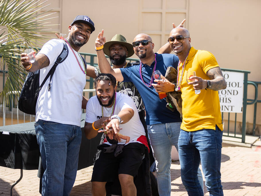 Men gathered for photo at Neptune Festival Spring Wine Festival